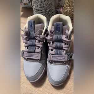 NIKE IN BOX Air trainer 1 SP